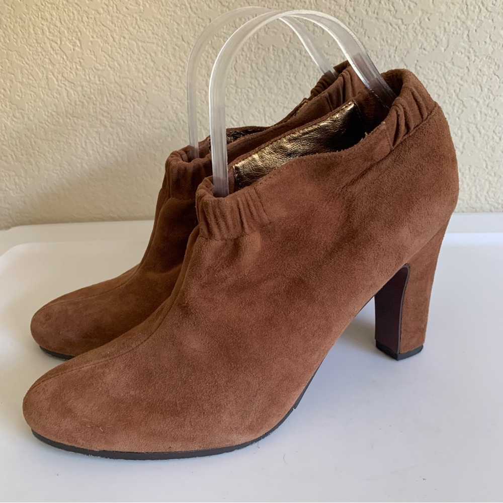 Sam Edelman Brown Suede Leather Ankle Boots Closed Almond Toe Heeled Booties 9.5